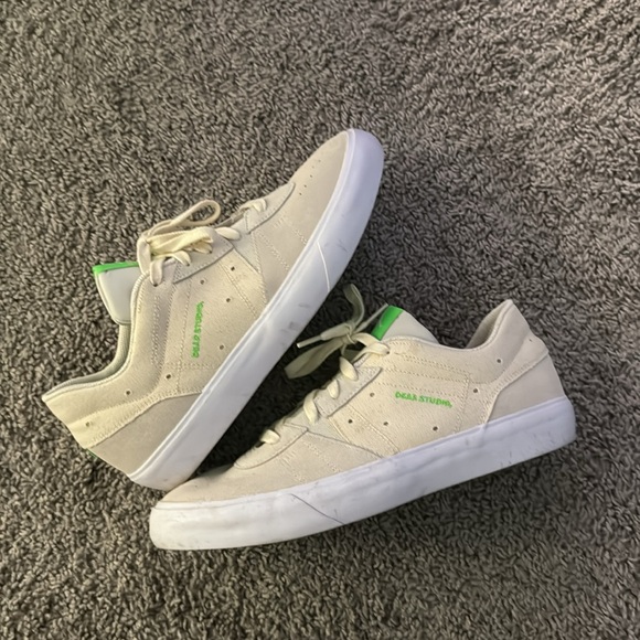 Jordan Series .05 Dear Studio - Picture 2 of 3